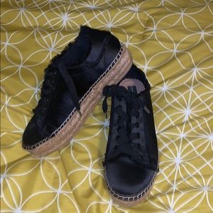 Cute satin Steve Madden sneakers. 😍